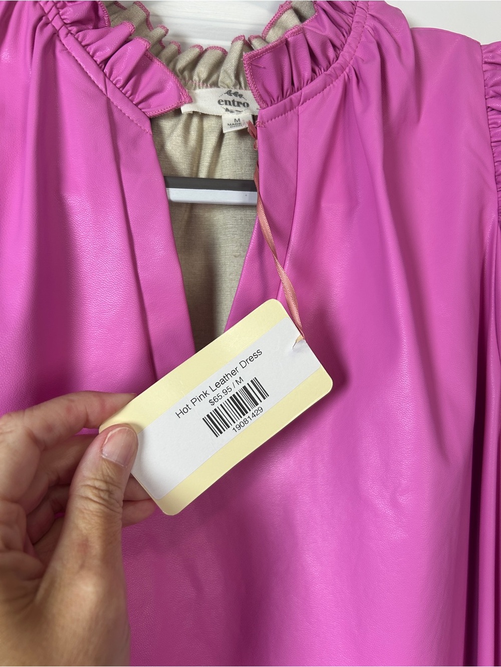 entro Fuchsia Pink Puff Sleeve Shift Dress - Picture 3 of 6